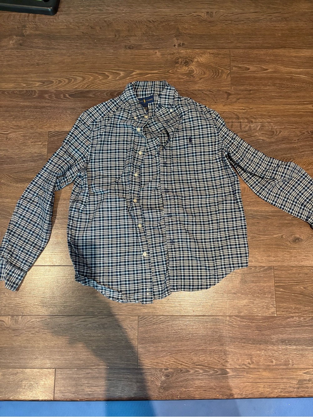 Boys Plaid Button Down Shirt – Size L
- Navy & White